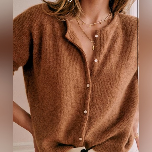 Sezane Sweaters - Sezane Gaspard Cardigan Camel Size XS